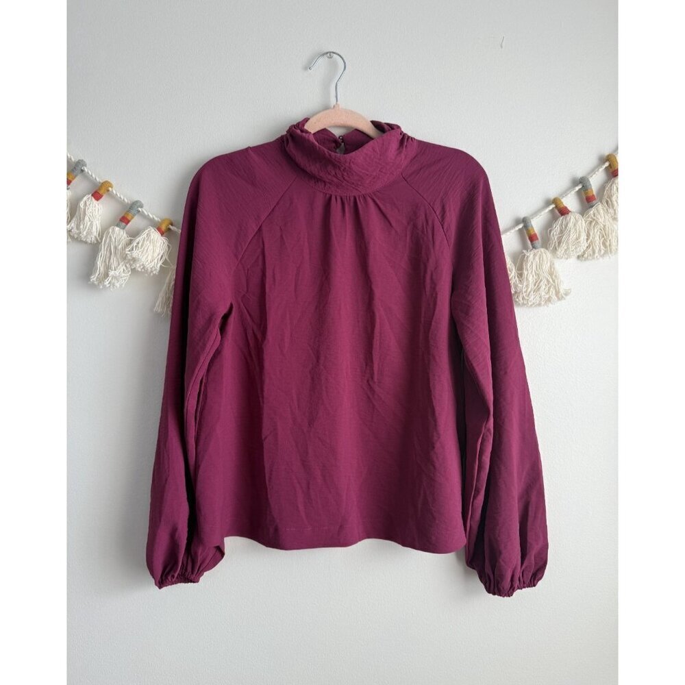 Evereve Mock Neck Blouson Long Sleeve Satin Top Boysenberry Careerwear Office S